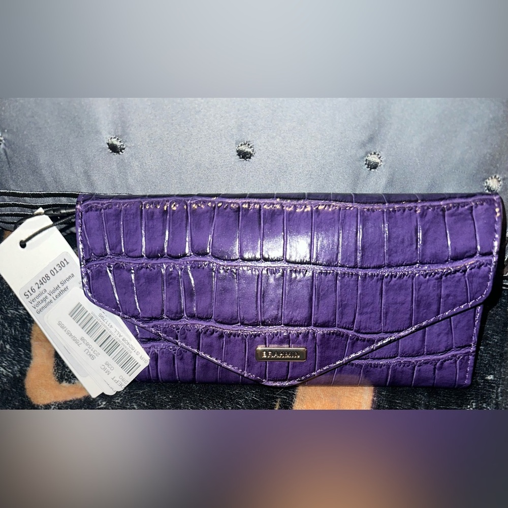 NWT BRAHMIN VERONICA VOLTAGE VIOLET SIRONA GENUINE LEATHER WALLET